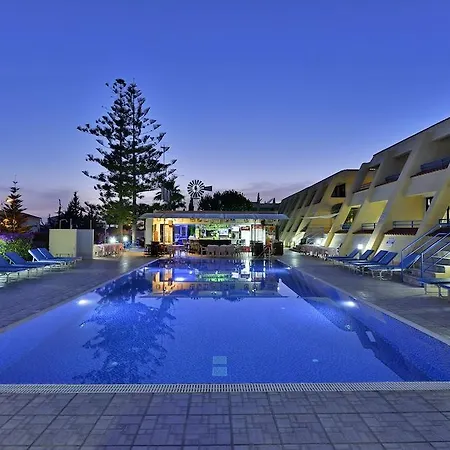 Napa Apts 3*