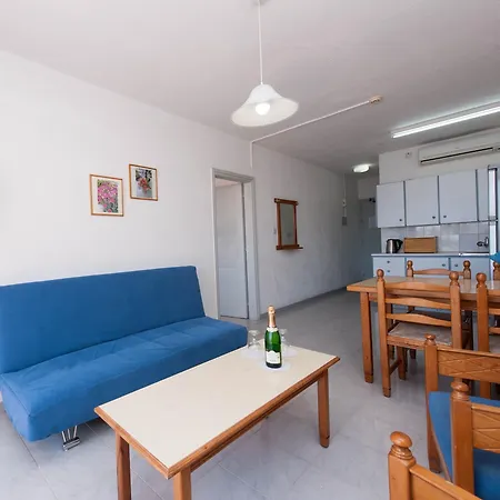 Апарт-готель Napa Apts