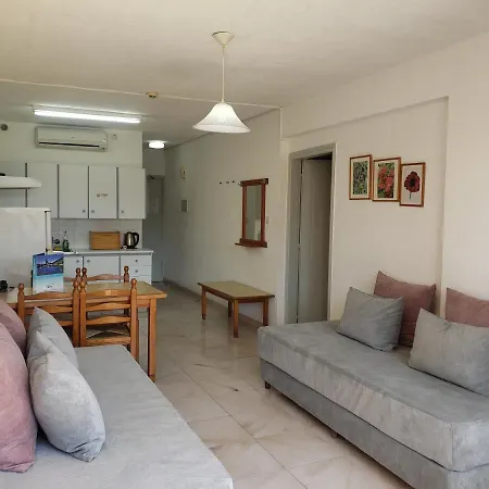 Апарт-готель Napa Apts