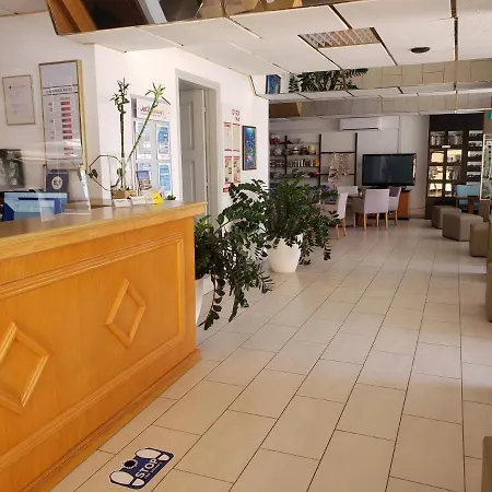 Aparthotel Napa Apts 3*