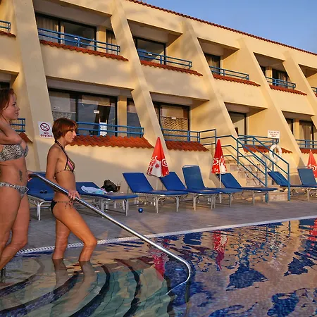 Апарт-готель Napa Apts