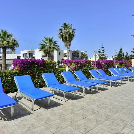 Napa Apts 3*